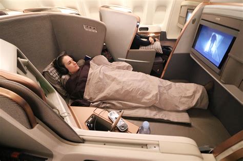 boeing 777 singapore business class